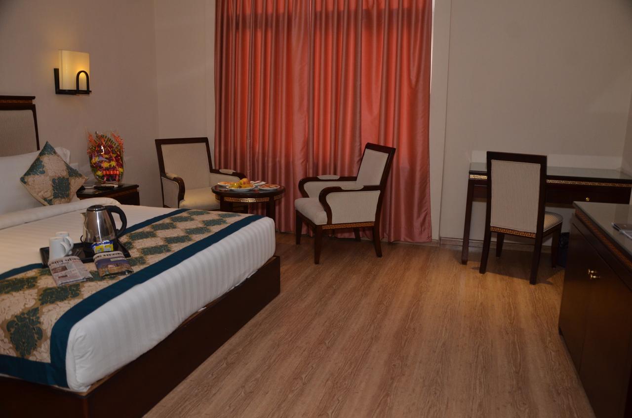 Royal Inn Nawalgarh Extérieur photo